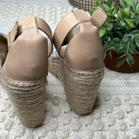 MARC FISHER Women’s Adalyn 2 Boho Printed Wedge Platform Sandal Cream Blue 11 - Picture 9 of 15